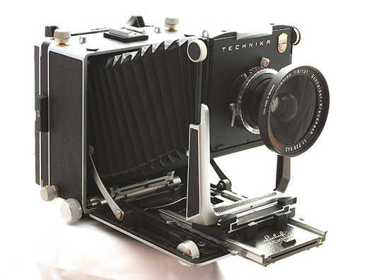 Складная крупноформатная камера Linhof Technica 3000